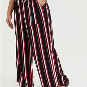 Nwt Torrid Pink striped pants Challis